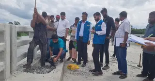 ১০ কোটি টাকার সেতুতে রডের বদলে বাঁশ; এবার দুদকের অভিযান
